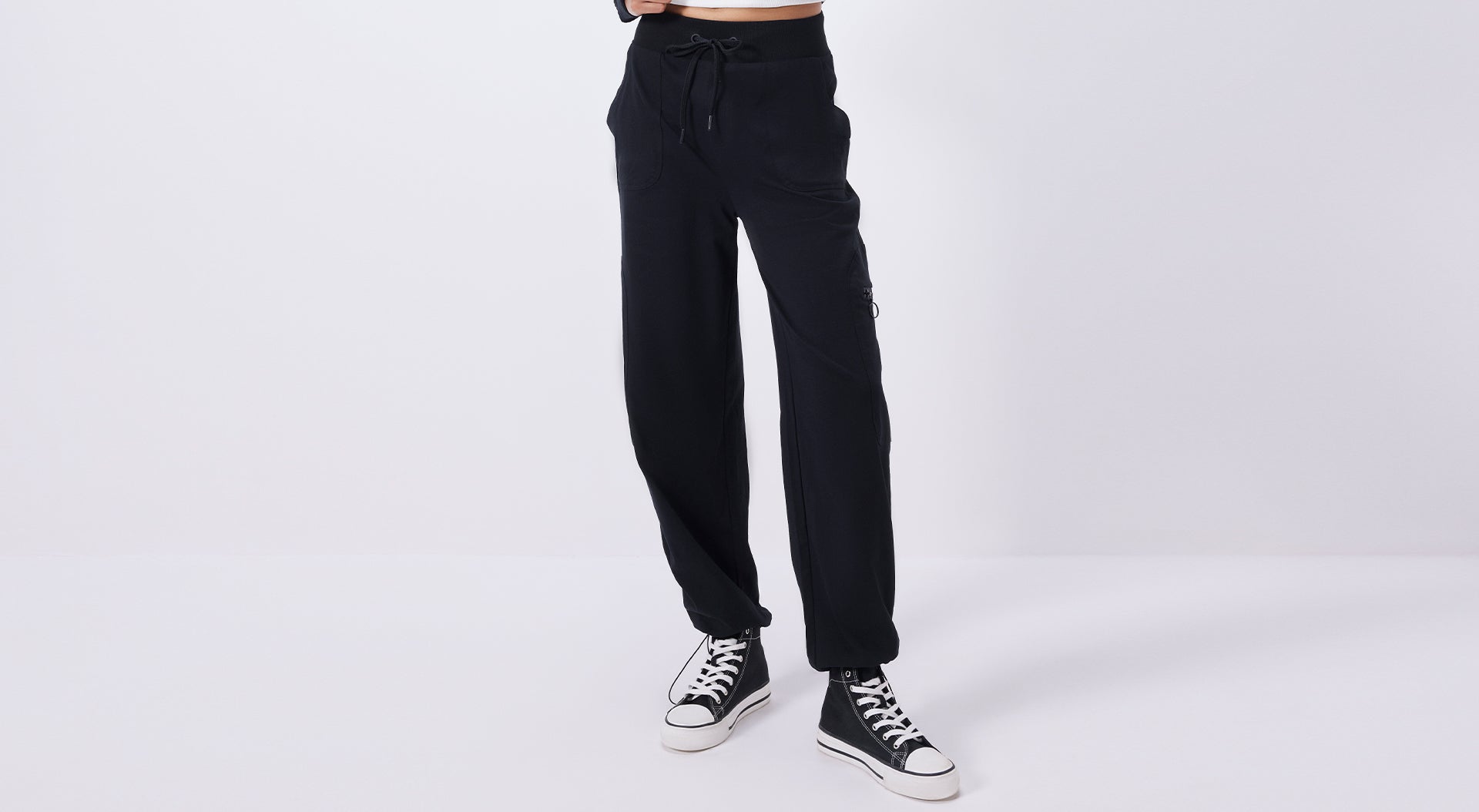 Buy Women Joggers with Insert Pockets Online at Best Prices in India -  JioMart.