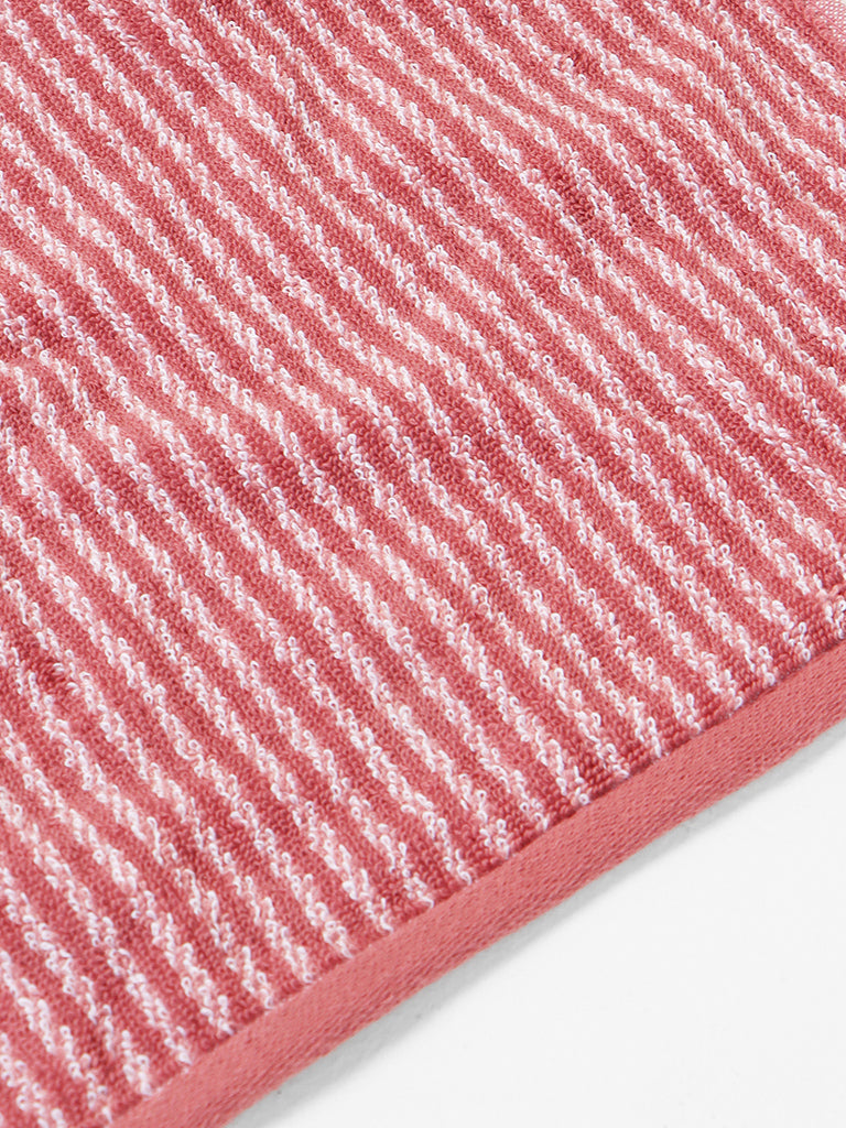 Westside Home Withered Rose Thin Striped Bath Towel