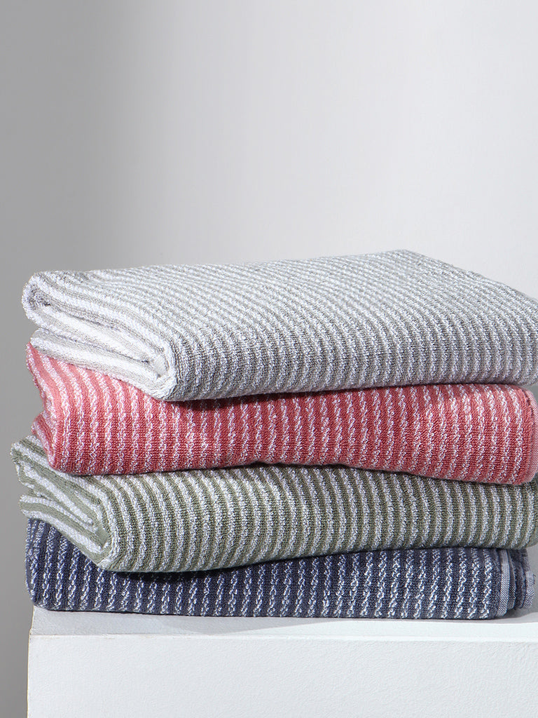 Westside Home Grey Striped Bath Towel