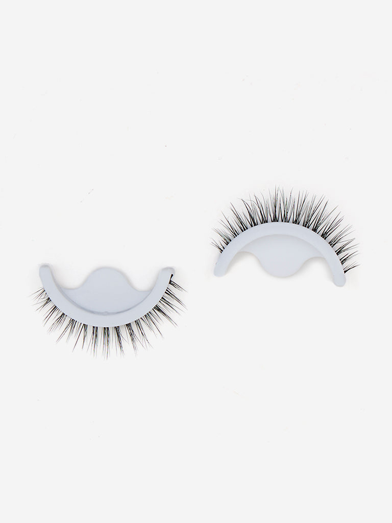 Studiowest Real Deal Natural False Eyelashes