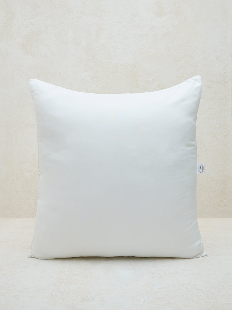 Westside Home White Cushion Filler