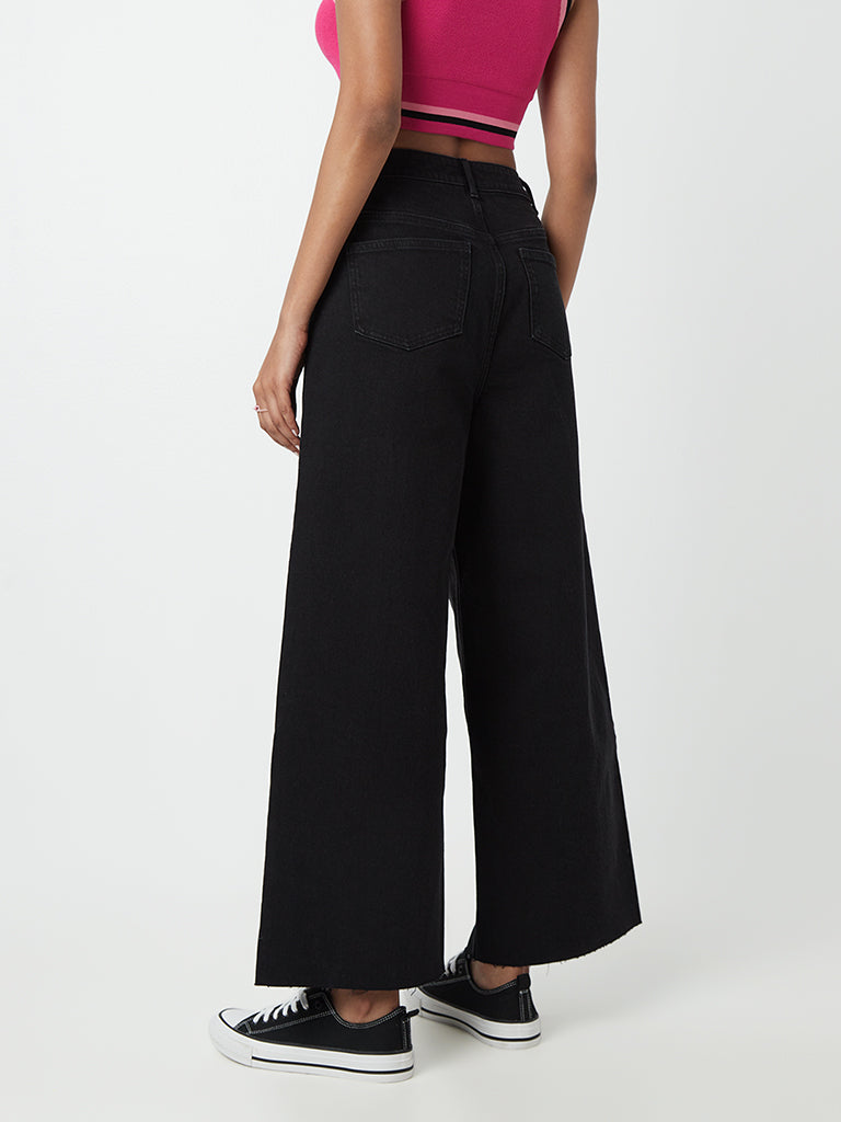 Nuon Black Jeans