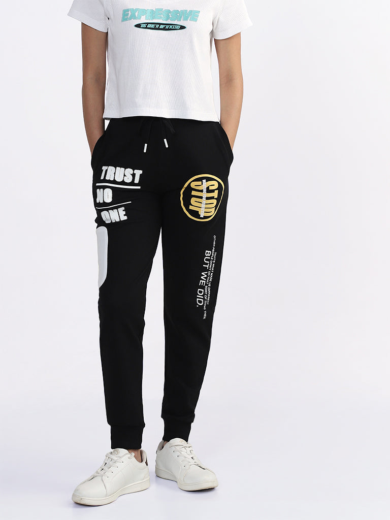 Studiofit Printed Black Ankle Length Joggers
