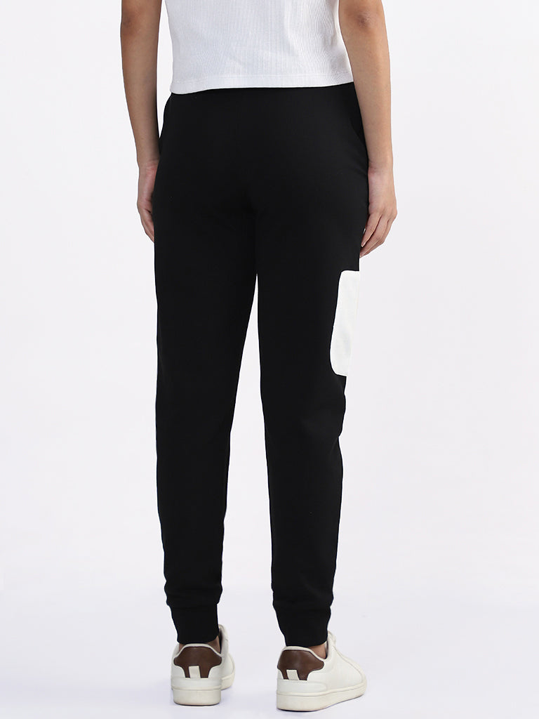 Studiofit Printed Black Ankle Length Joggers