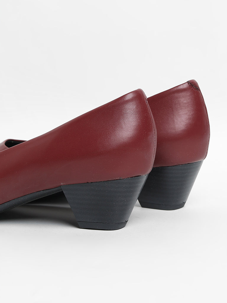 LUNA BLU Maroon Stacked Pump Shoes