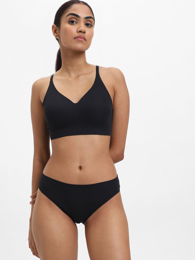 Wunderlove Plain Black Long Line Bra