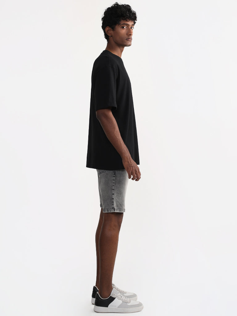 Nuon Solid Grey Shorts