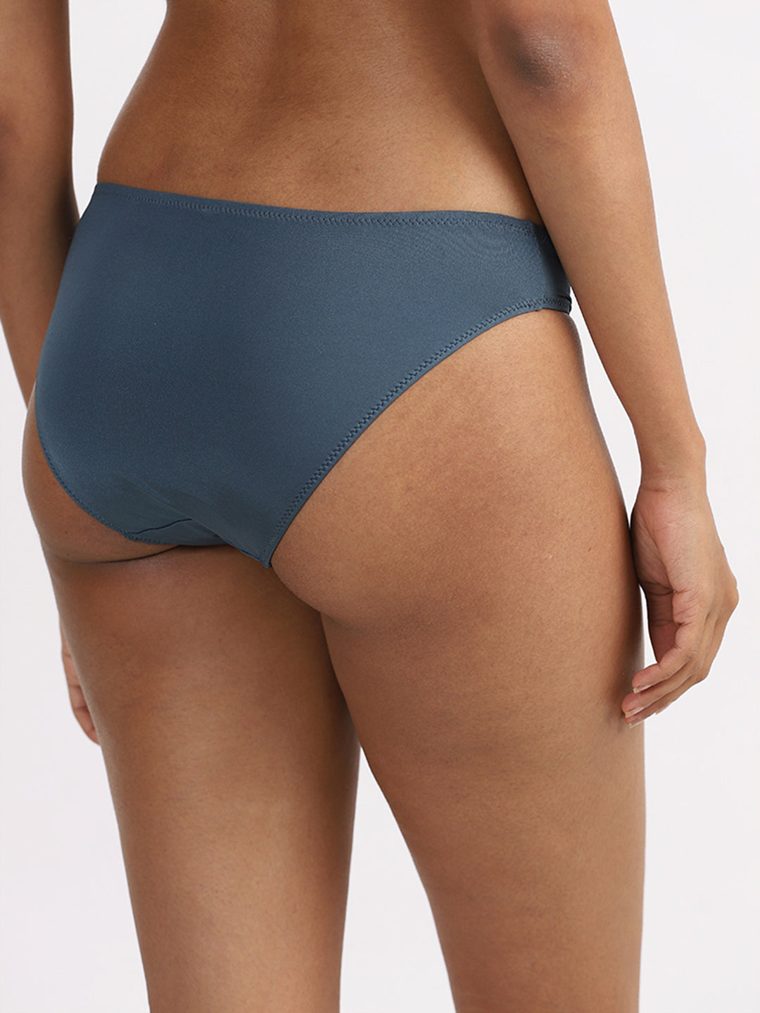 Wunderlove Plain Navy-Colored Hi-leg Luxury Brief