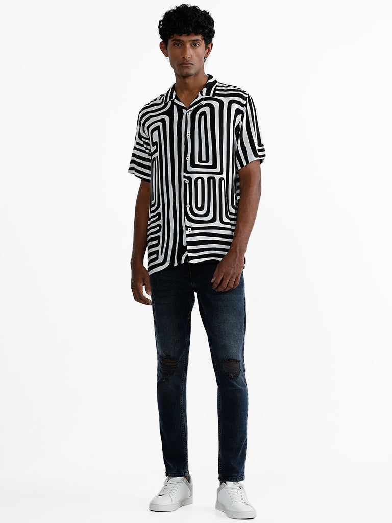 Nuon Black Printed Casual Relaxed Fit Shirt