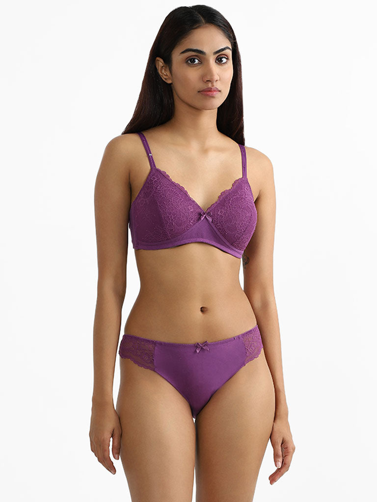 Wunderlove Lace Dark Purple Low Waist Brief