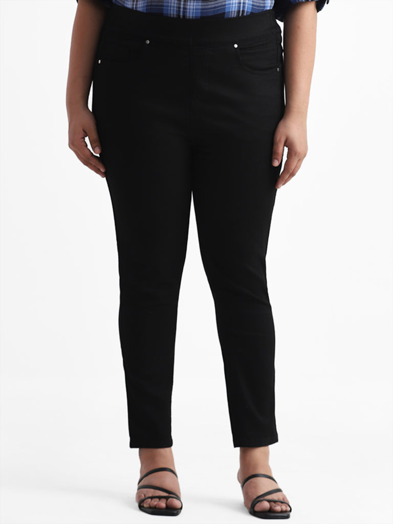 Gia Solid Black Denim Jeggings