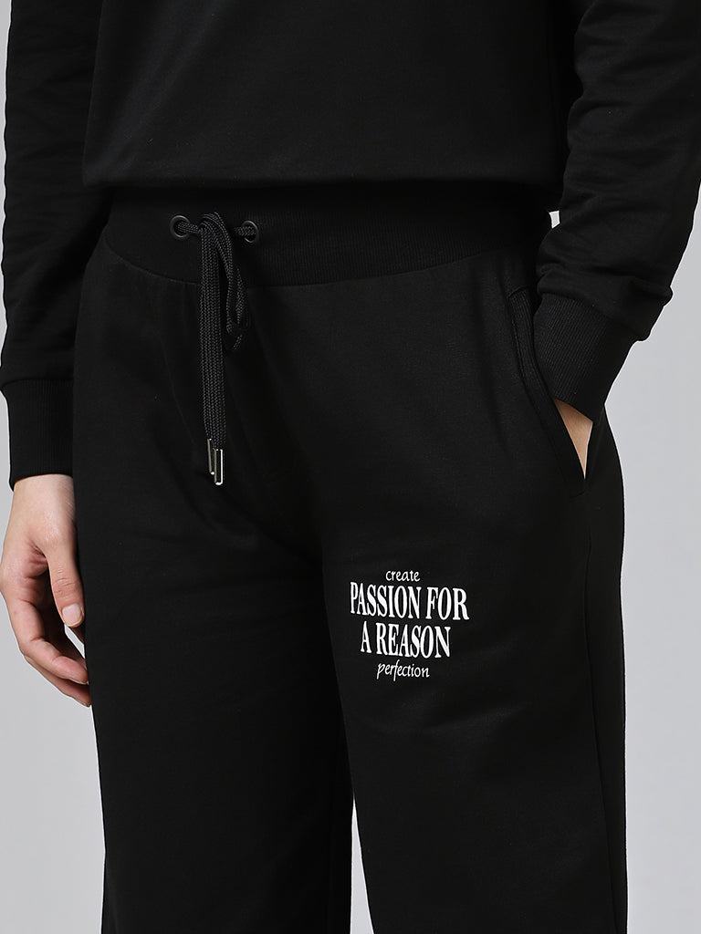 Studiofit Solid Black Ankle-Length Joggers
