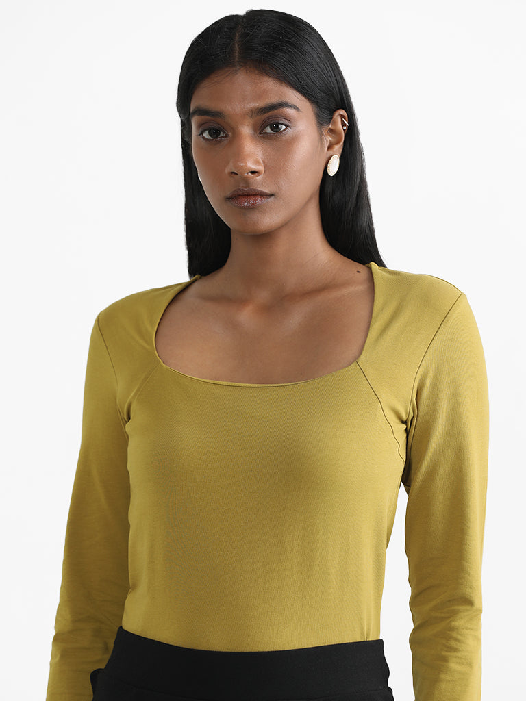 Wardrobe Solid Mustard Top