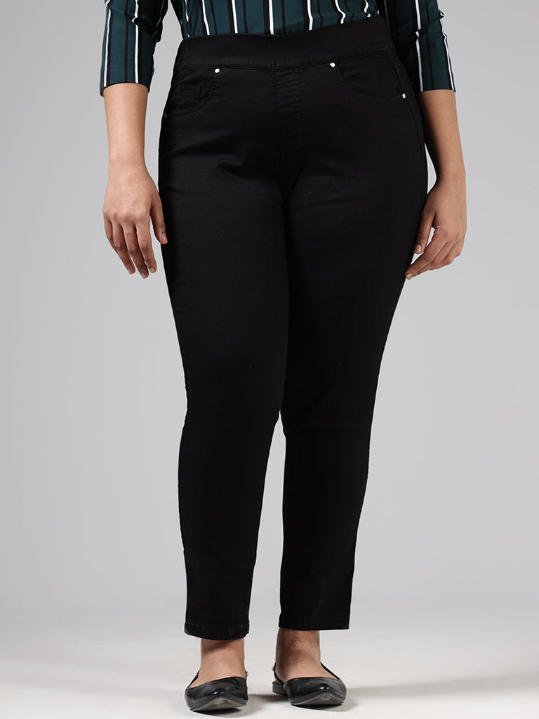 Gia Solid Black Ankle Length Denim Straight Fit Jeggings