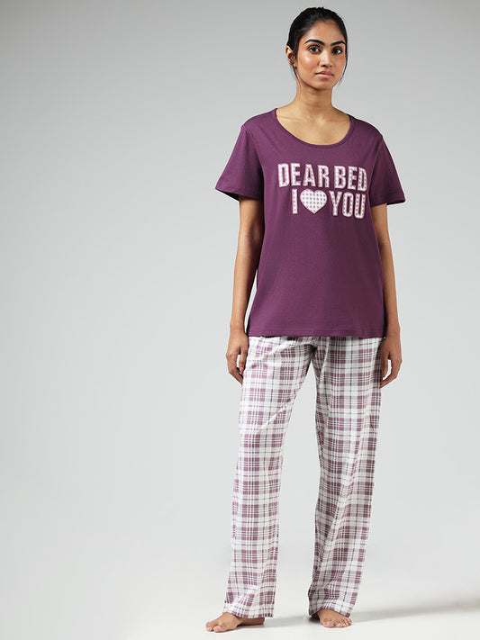Wunderlove Violet Typographic Printed Pyjamas Set In A Bag