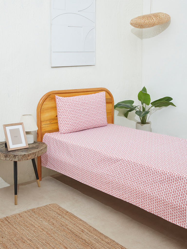 Pink clearance seashell bed
