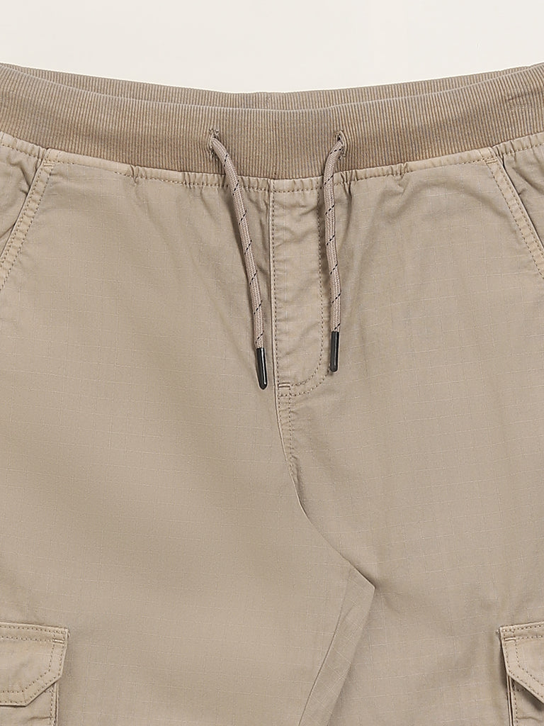 Westside Y&F Boy's Beige Mid-Rise Cotton Cargo Joggers for Casual Wear Zoomed View