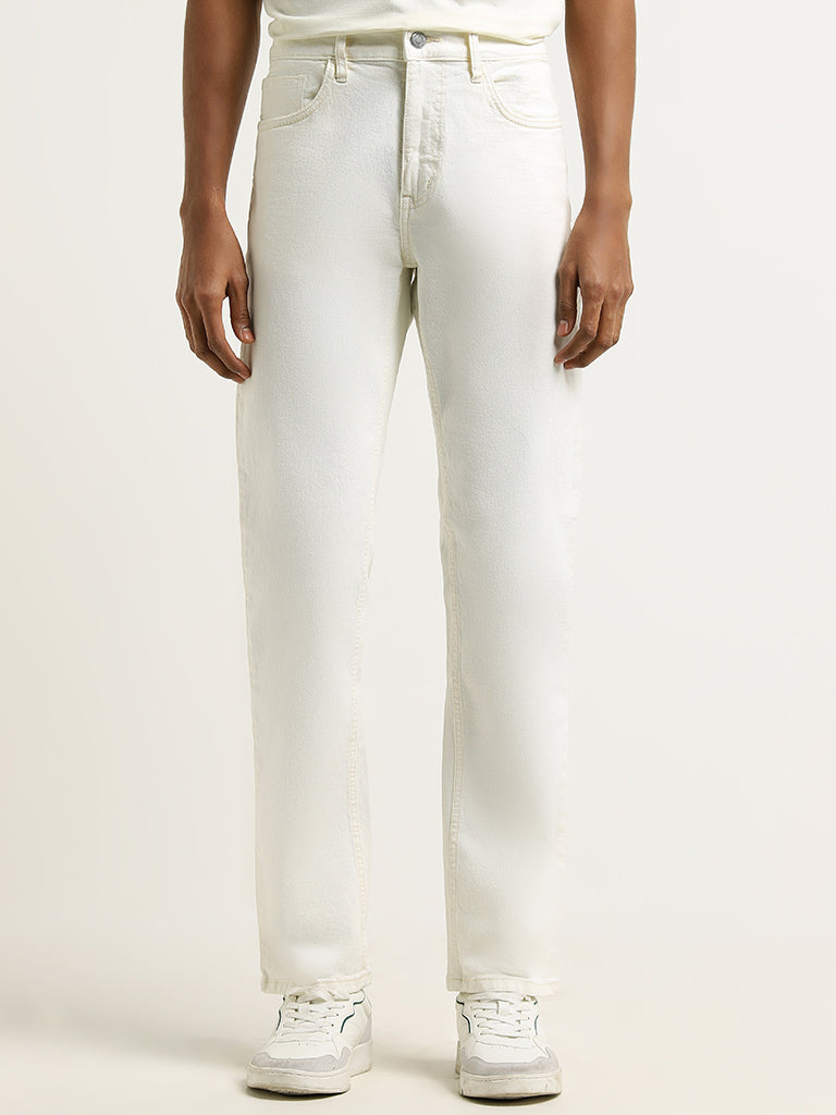 Nuon Off-White Straight - Fit Mid - Rise Jeans