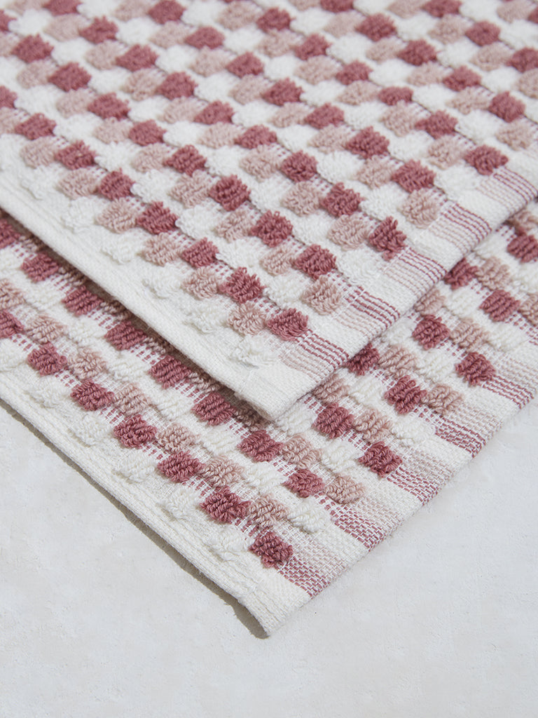 Westside Home Pink Face Towels (Set of 2)