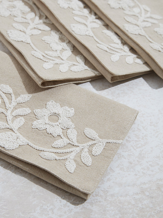 Westside Home White Floral Embroidered Placemats (Set of 4)
