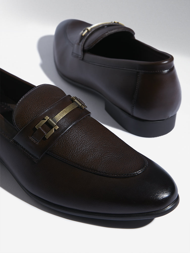 SOLEPLAY Brown Chain Design Loafers