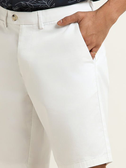 Ascot White Solid Mid Rise Cotton Blend Relaxed Fit Shorts