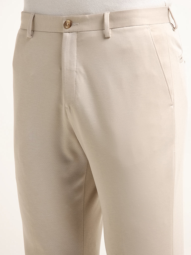 Westside WES Formals Men's Beige Mid Rise Slim Tapered Fit Trousers for Work Wear Zoomed View