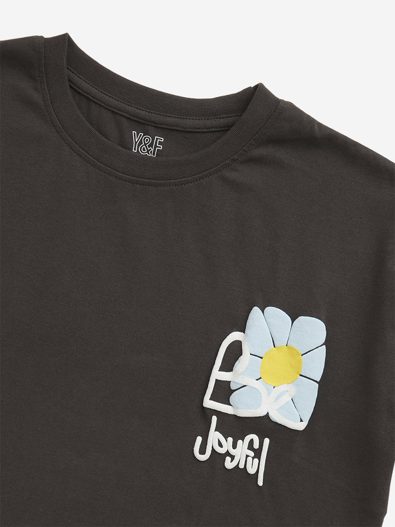 Westside Y&F Girl's Charcoal Graphic Design Cotton T-Shirt for Casual Wear Zoomed View