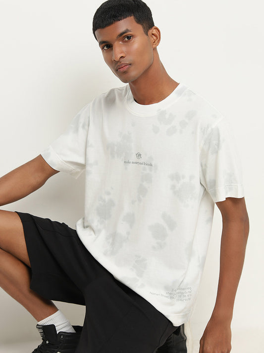 Studiofit White Globe Printed Relaxed Fit T-Shirt