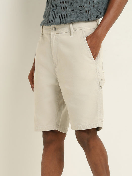 Nuon Stone Carrot Fit Mid Rise Shorts