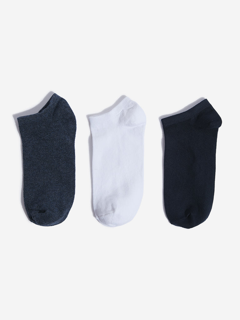 WES Lounge Blue Solid Cotton Blend Socks - Pack of 3