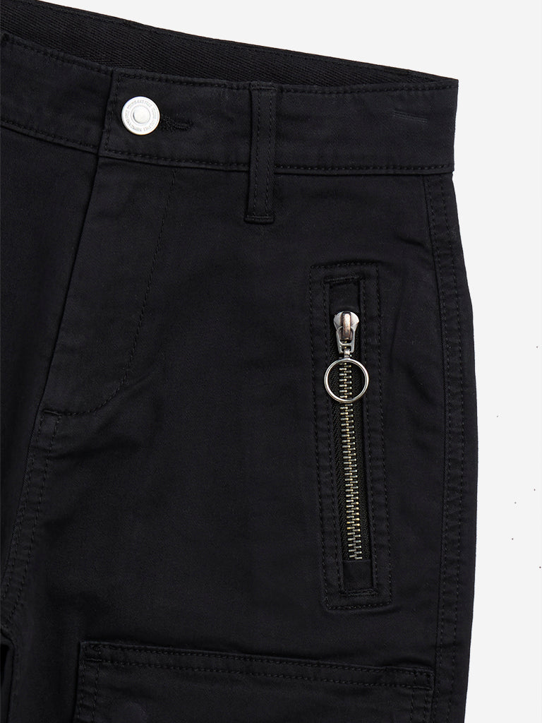 Westside Y&F Boy's Black Cargo-Style Mid-Rise Cotton-Blend Trousers for Casual Wear Zoomed View