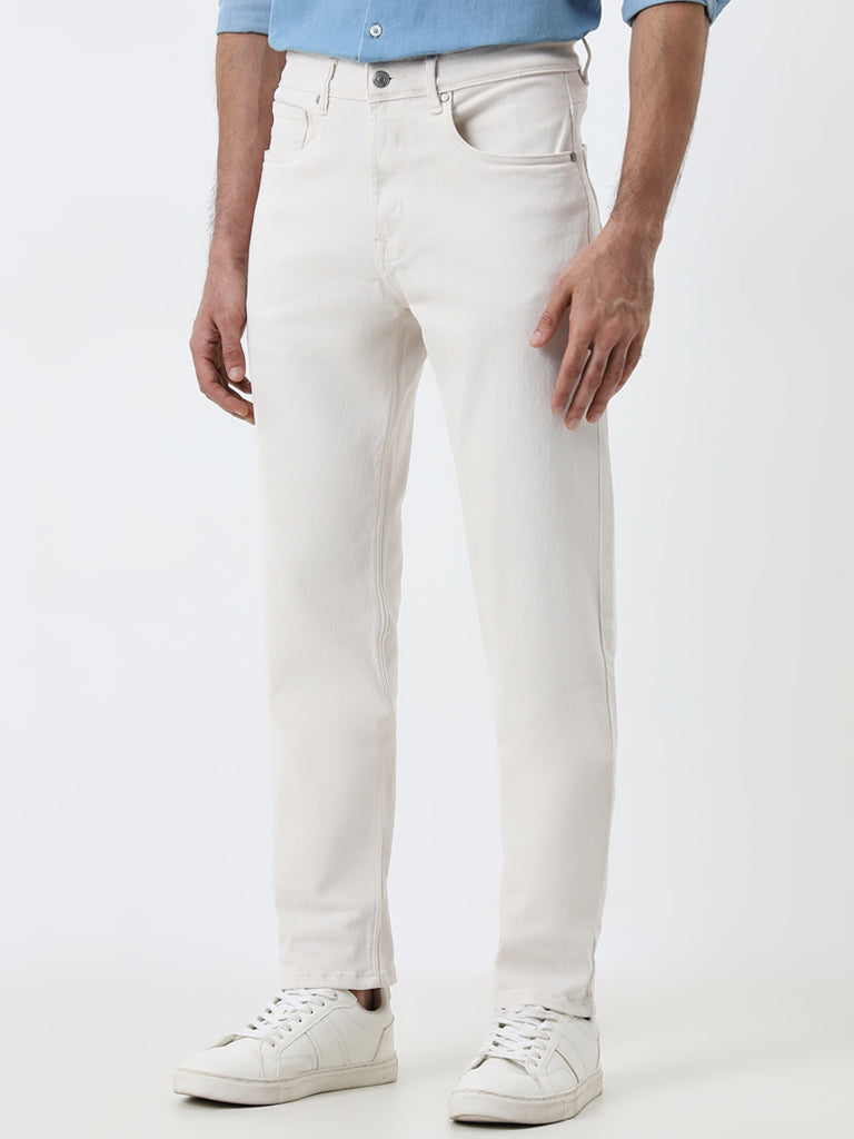 Ascot White Relaxed - Fit Mid - Rise Jeans
