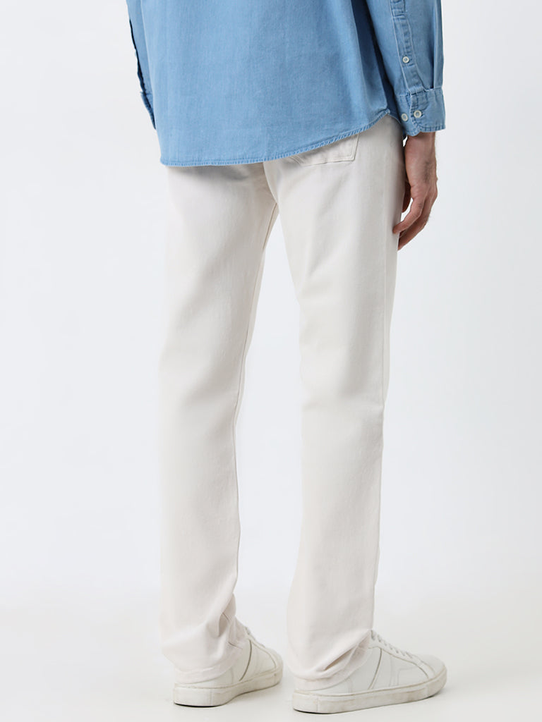 Ascot White Relaxed - Fit Mid - Rise Jeans