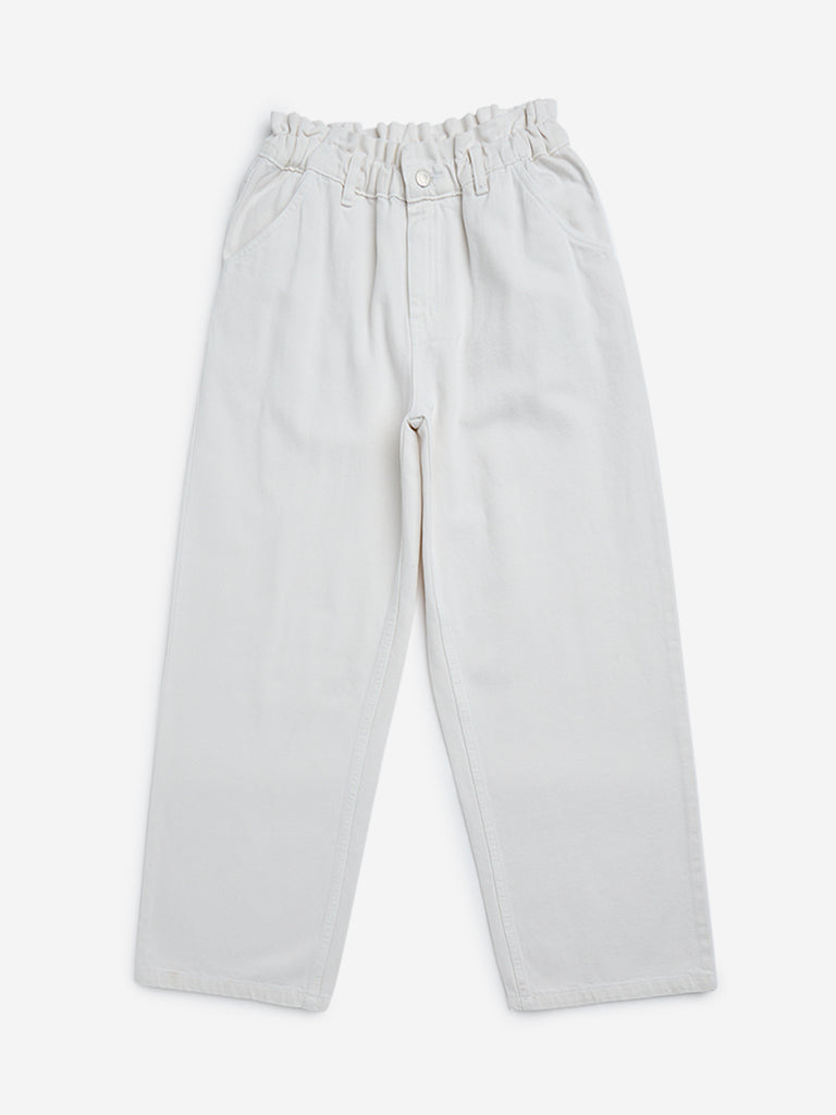 Y&F Kids White Straight - Fit High - Rise Jeans