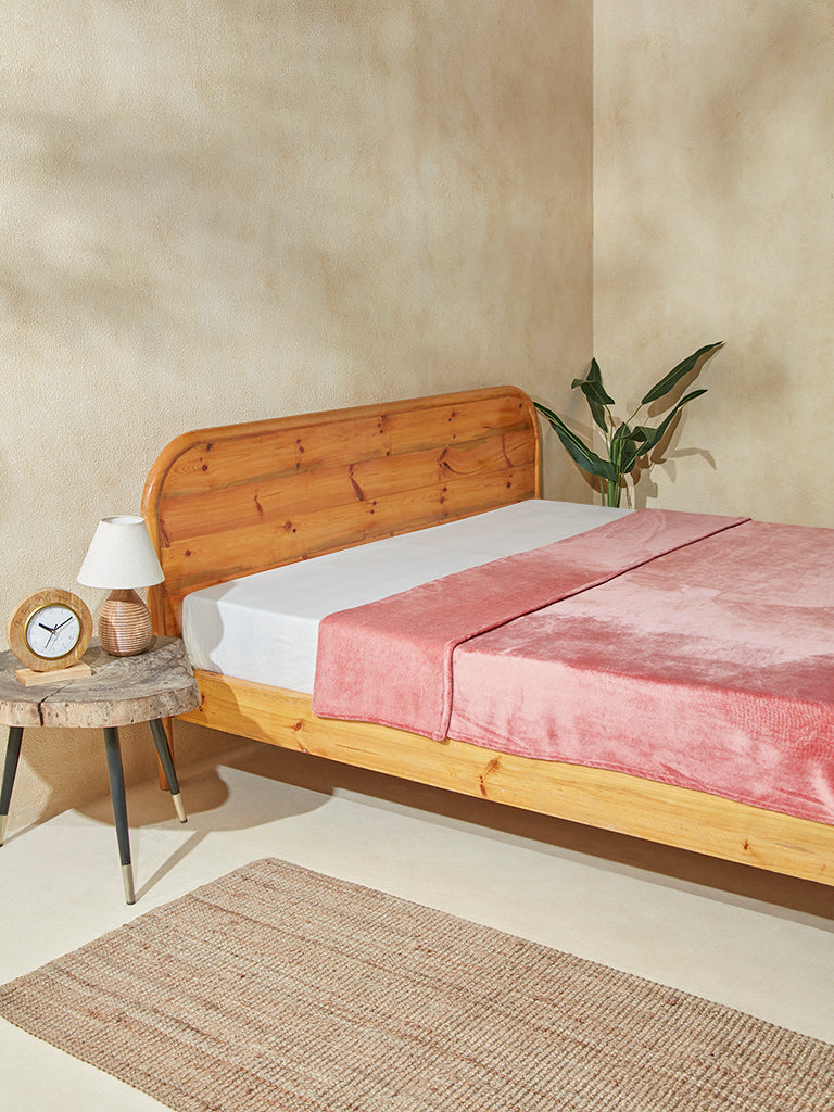Buy Westside Home Dusty Pink Double Bed Fleece Blanket from Westside