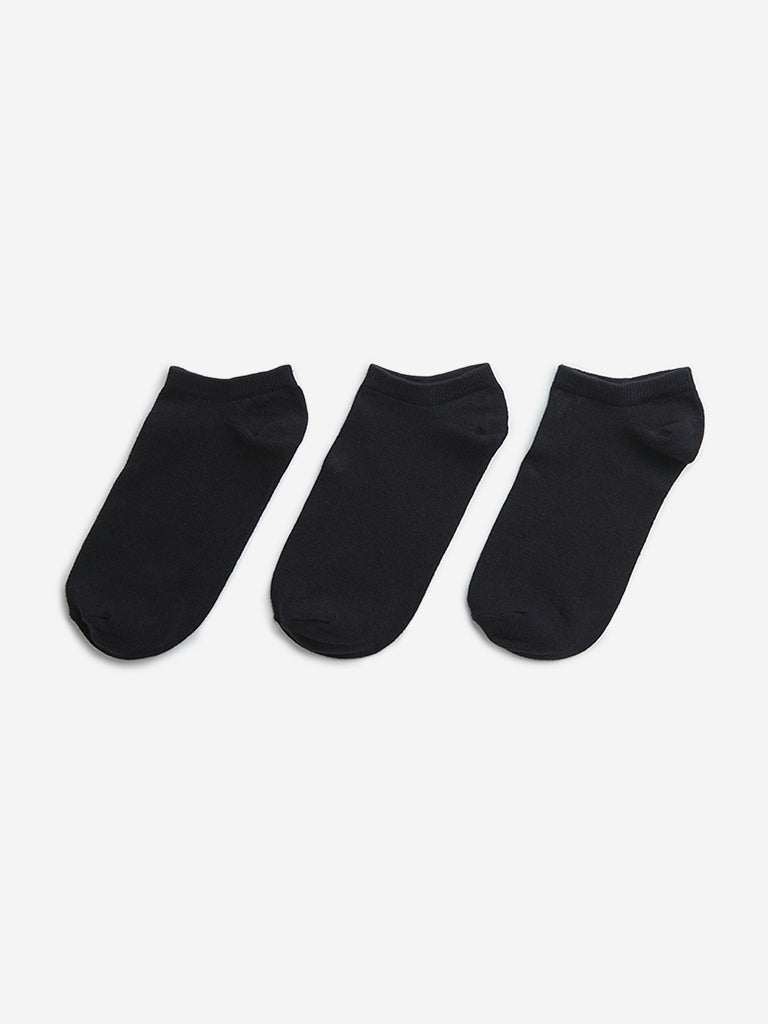 WES Lounge Black Ankle Length Cotton-Blend Socks- Pack of