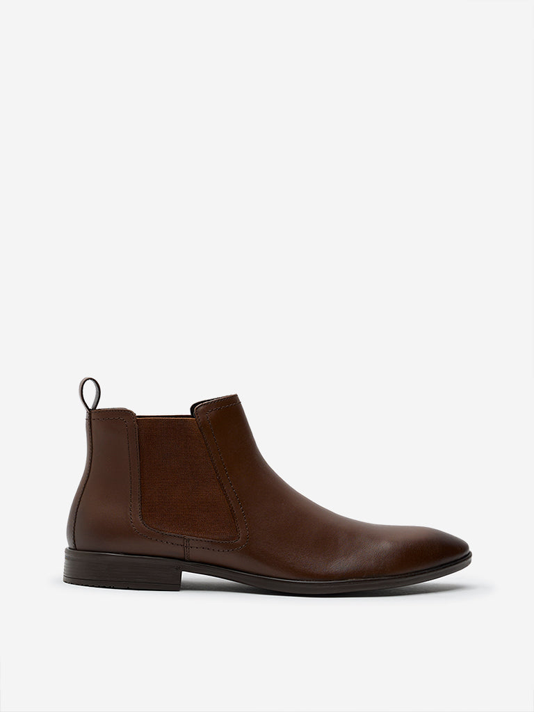 Westside SOLEPLAY Men's Brown Solid Chelsea Boots Side View