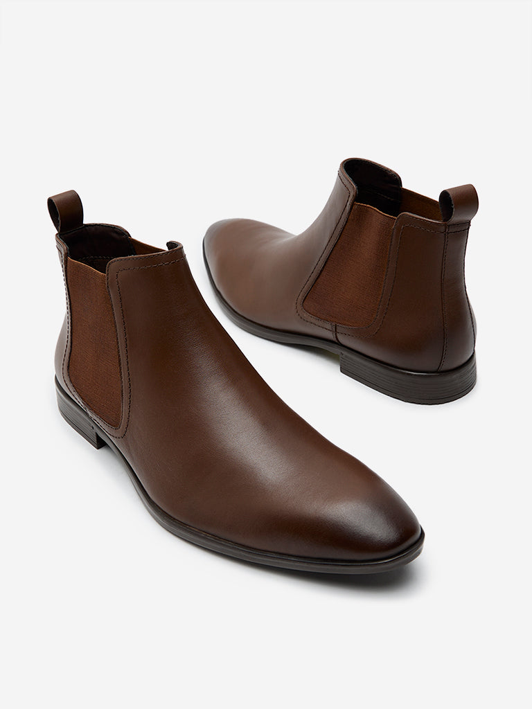 Westside SOLEPLAY Men's Brown Solid Chelsea Boots Zoomed View