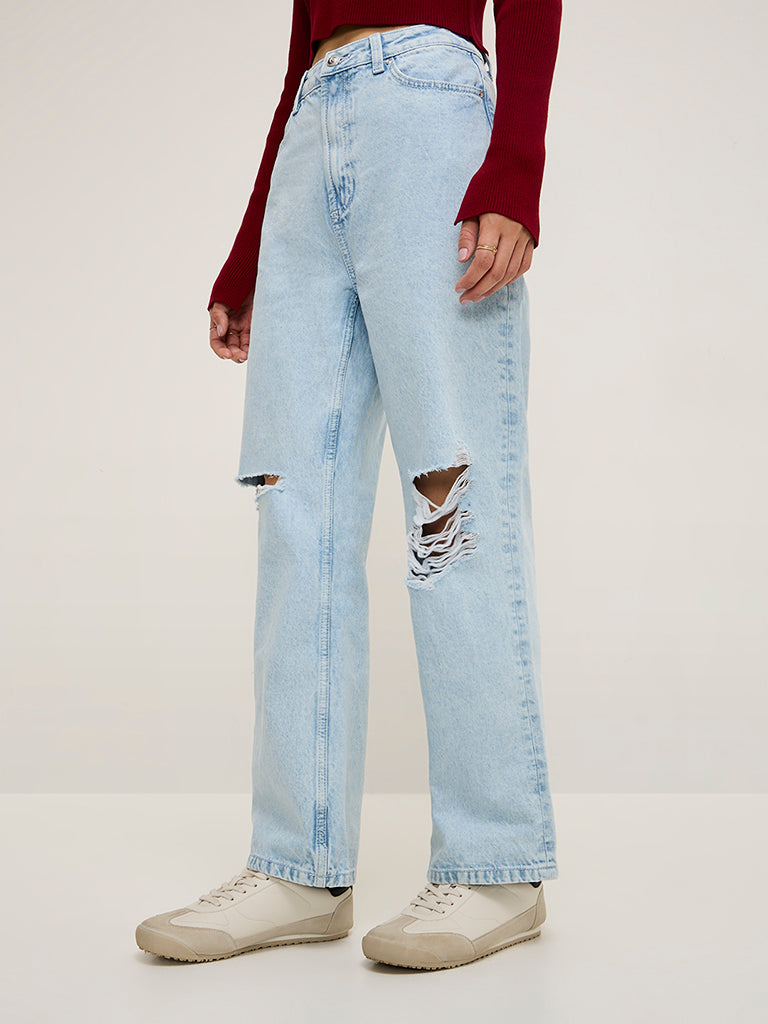 Nuon Light Blue Distressed Straight - Fit High - Rise Jeans