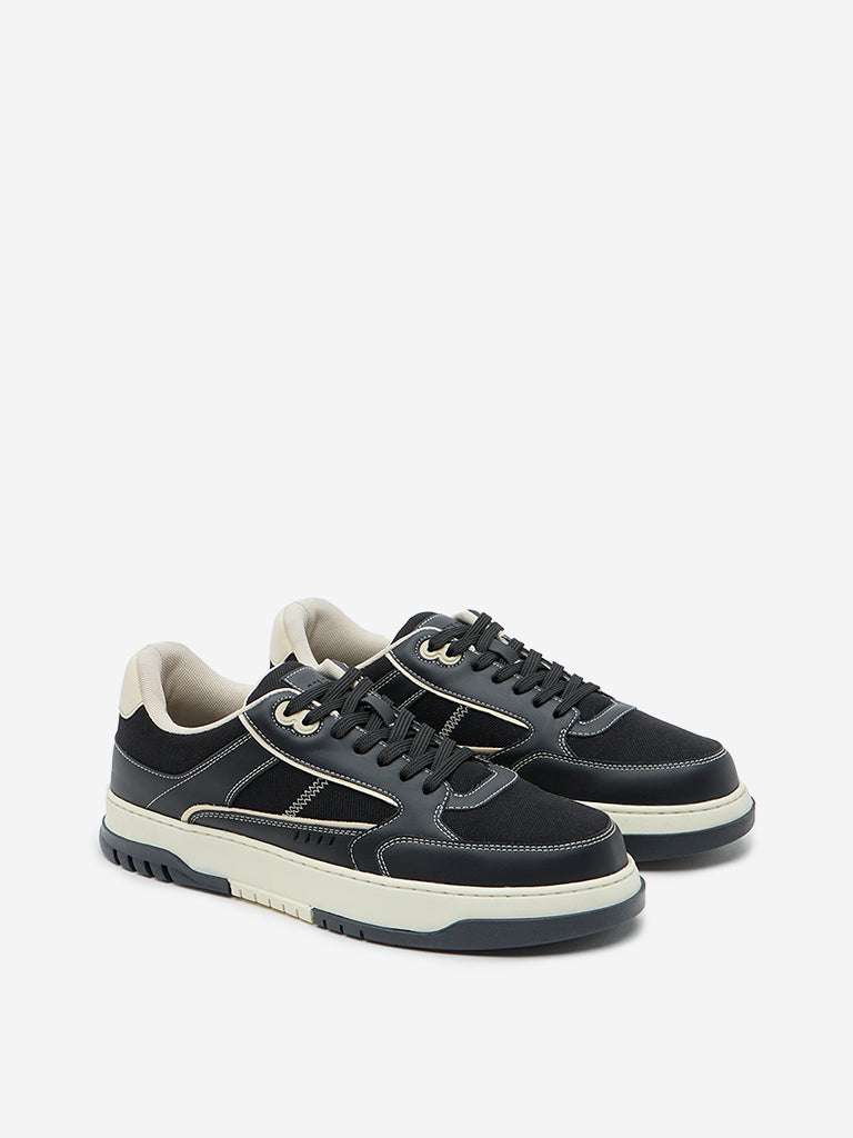 Westside SOLEPLAY Men's Black Lace-Up Sneakers Front View