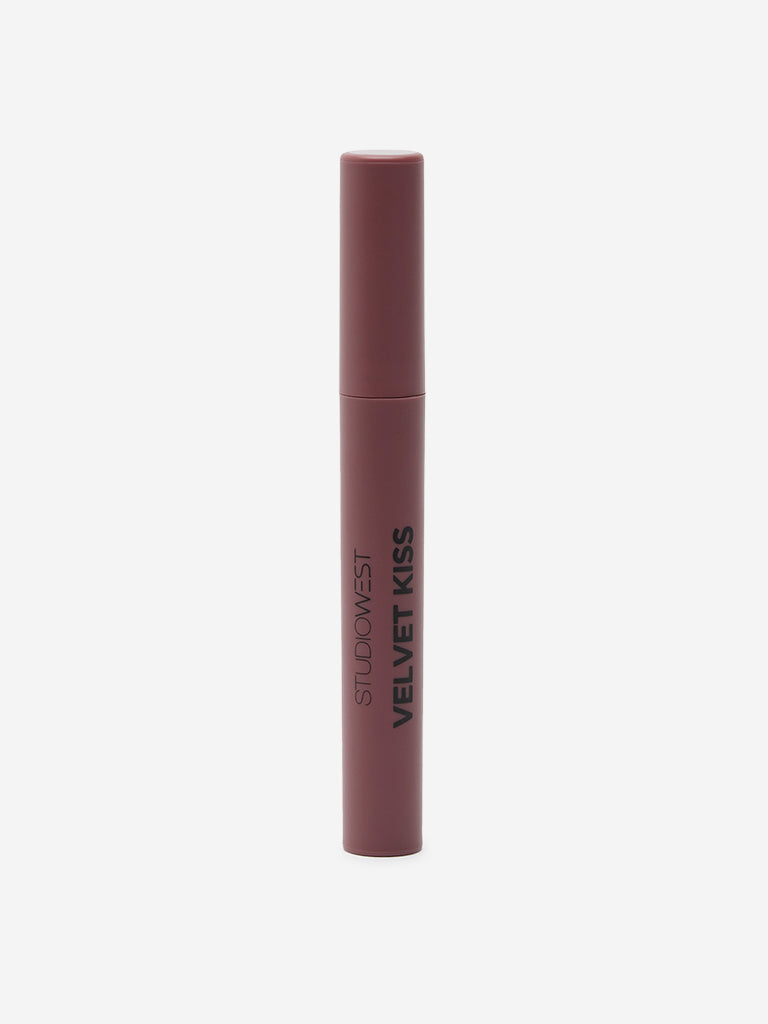 Studiowest Velvet Kiss Slim Stick Rose Dream P-02 Lipstick - 2 gm