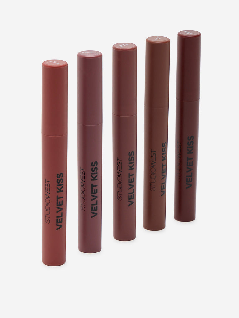 Studiowest Velvet Kiss Slim Stick Honey Latte N-01 Lipstick - 2 gm