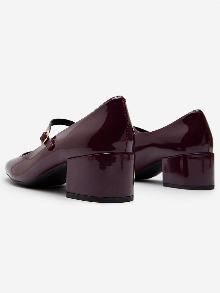 Westside LUNA BLU Women's Burgundy Belted Pump Shoes for Work Wear Zoomed View
