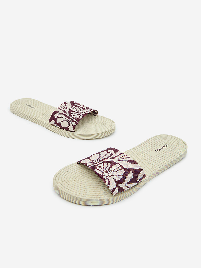 Westside LUNA BLU Women's Burgundy Leaf Design Knitted Flip-Flops for Casual Wear Zoomed View