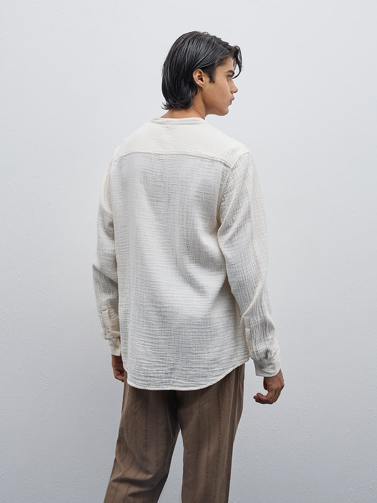 Westside ETA Men's Off-White Crinkle Textured Resort-Fit Cotton Shirt for Casual Wear Back View