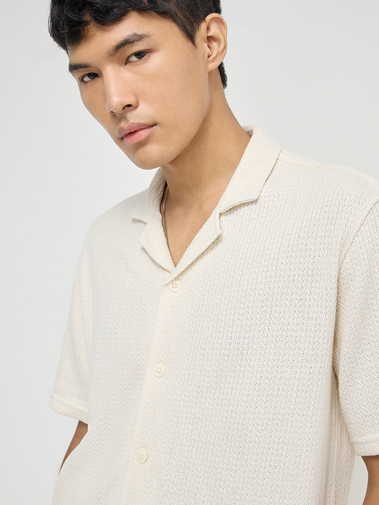 Westside ETA Men's Off-White Knitted Relaxed-Fit Cotton Shirt for Casual Wear Zoomed View