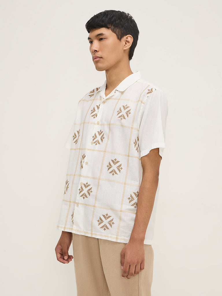 Westside ETA Men's Off-White Embroidered Relaxed-Fit Cotton-Blend Shirt for Casual Wear Front view