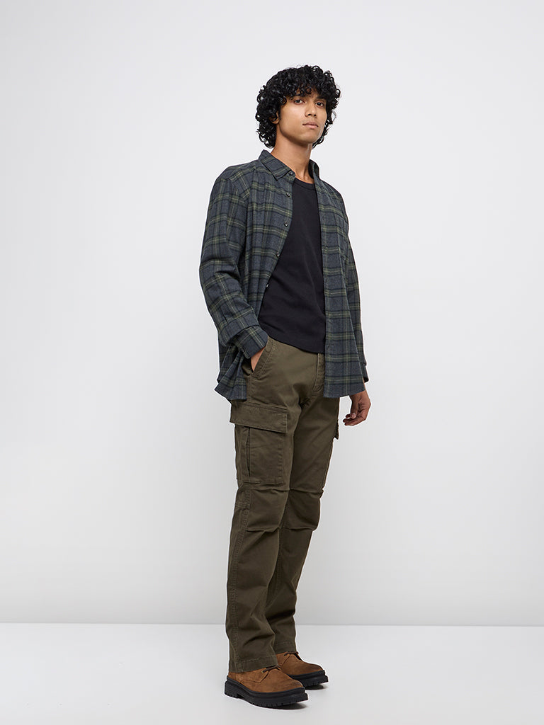 WES Casuals Dark Green Checkered Relaxed-Fit Cotton-Blend Shirt