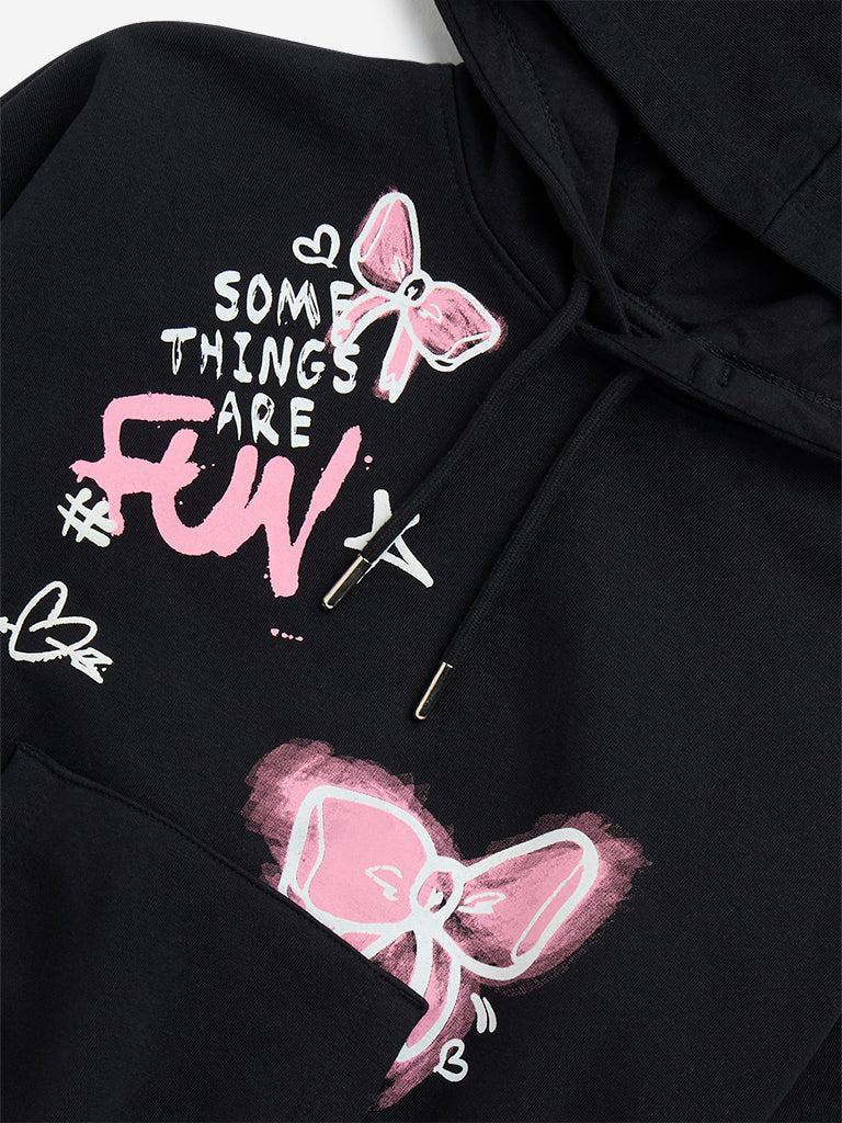 Westside Y&F Girl's Black Text Design Cotton-Blend Sweatshirt for Winter Wear Zoomed View